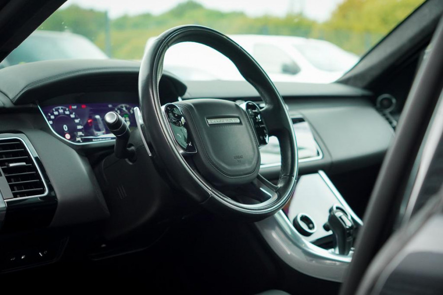 Land Rover Range Rover Sport 2.0 P400e Autobiography Dynamic / Pano / Stoelklima + Massage / Trekhaak Land Rover Range Rover Sport 2.0 P400e Autobiography Dynamic / Pano / Stoelklima + Massage / Trekhaak