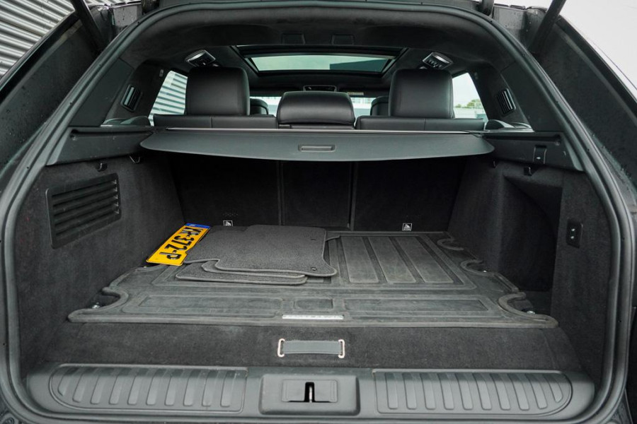 Land Rover Range Rover Sport 2.0 P400e Autobiography Dynamic / Pano / Stoelklima + Massage / Trekhaak Land Rover Range Rover Sport 2.0 P400e Autobiography Dynamic / Pano / Stoelklima + Massage / Trekhaak