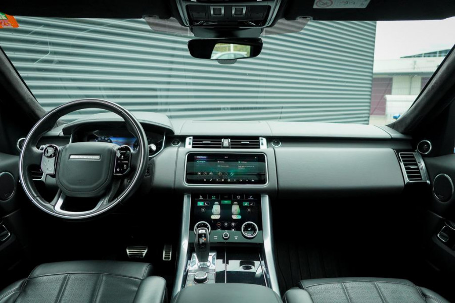Land Rover Range Rover Sport 2.0 P400e Autobiography Dynamic / Pano / Stoelklima + Massage / Trekhaak Land Rover Range Rover Sport 2.0 P400e Autobiography Dynamic / Pano / Stoelklima + Massage / Trekhaak