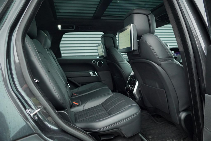 Land Rover Range Rover Sport 2.0 P400e Autobiography Dynamic / Pano / Stoelklima + Massage / Trekhaak Land Rover Range Rover Sport 2.0 P400e Autobiography Dynamic / Pano / Stoelklima + Massage / Trekhaak