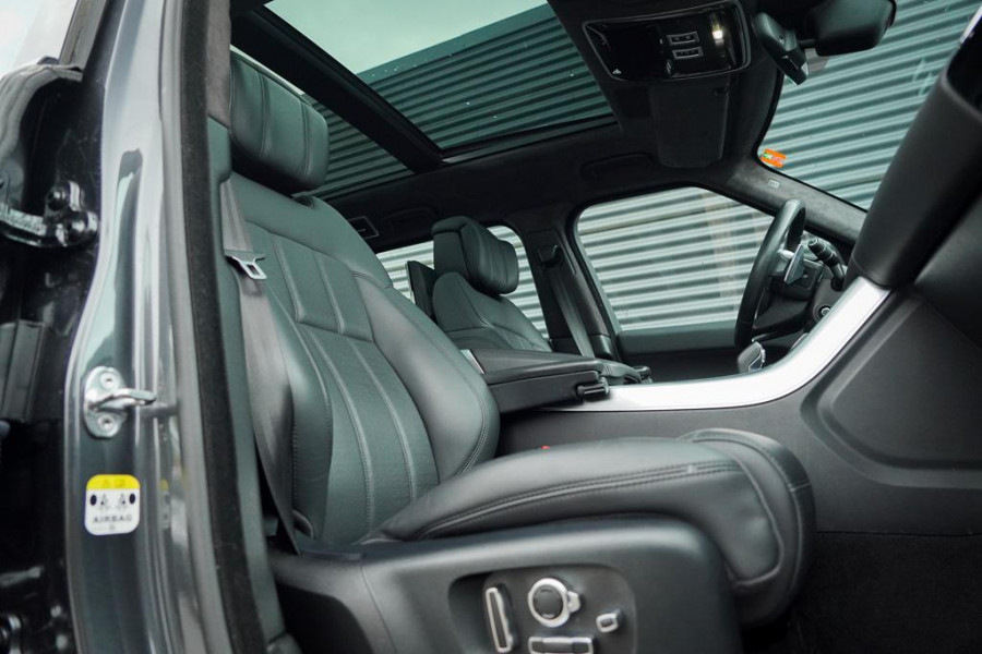 Land Rover Range Rover Sport 2.0 P400e Autobiography Dynamic / Pano / Stoelklima + Massage / Trekhaak Land Rover Range Rover Sport 2.0 P400e Autobiography Dynamic / Pano / Stoelklima + Massage / Trekhaak