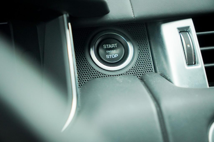 Land Rover Range Rover Sport 2.0 P400e Autobiography Dynamic / Pano / Stoelklima + Massage / Trekhaak Land Rover Range Rover Sport 2.0 P400e Autobiography Dynamic / Pano / Stoelklima + Massage / Trekhaak