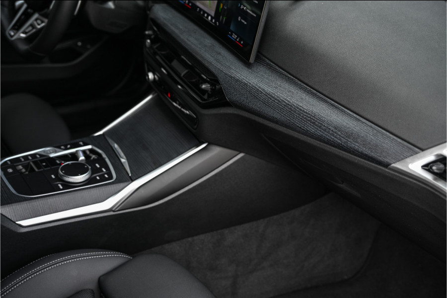 BMW 3 Serie Touring 330e xDrive M-SPORT | FACELIFT | ACCU 19,5 kWh | ACTIVE CRUISE | ELEKTR. TREKHAAK | HIFI AUDIO | SHADOW LINE | CAMERA |