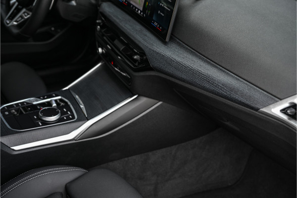 BMW 3 Serie Touring 330e xDrive M-SPORT | FACELIFT | ACCU 19,5 kWh | ACTIVE CRUISE | ELEKTR. TREKHAAK | HIFI AUDIO | SHADOW LINE | CAMERA |
