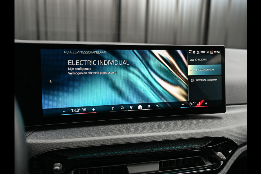 BMW 3 Serie Touring 330e xDrive M-SPORT | FACELIFT | ACCU 19,5 kWh | ACTIVE CRUISE | ELEKTR. TREKHAAK | HIFI AUDIO | SHADOW LINE | CAMERA |