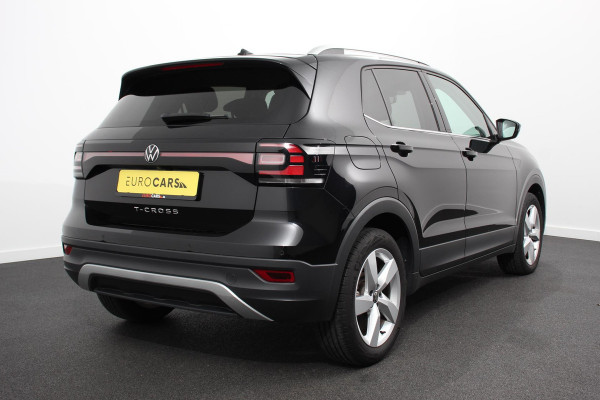 Volkswagen T-Cross 1.5 TSI DSG Style Team Navigatie Apple Carplay/Android Auto Adaptive cruise control Parkeersensoren Camera Stoelverwarming Virtual Cockpit Keyless Entry Lane assist Privacy glas