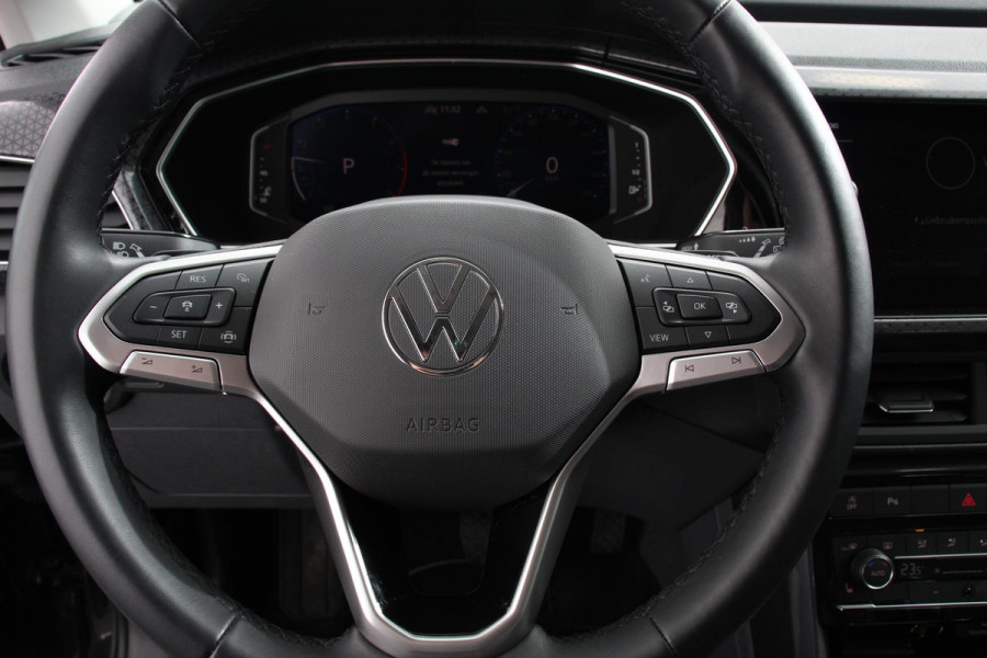 Volkswagen T-Cross 1.5 TSI DSG Style Team Navigatie Apple Carplay/Android Auto Adaptive cruise control Parkeersensoren Camera Stoelverwarming Virtual Cockpit Keyless Entry Lane assist Privacy glas