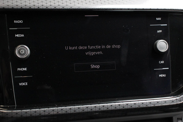 Volkswagen T-Cross 1.5 TSI DSG Style Team Navigatie Apple Carplay/Android Auto Adaptive cruise control Parkeersensoren Camera Stoelverwarming Virtual Cockpit Keyless Entry Lane assist Privacy glas