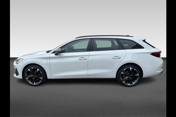 CUPRA Leon Sportstourer 1.4 e-Hybrid VZ Adrenaline CUPRA Leon Sportstourer 1.4 e-Hybrid VZ Adrenaline