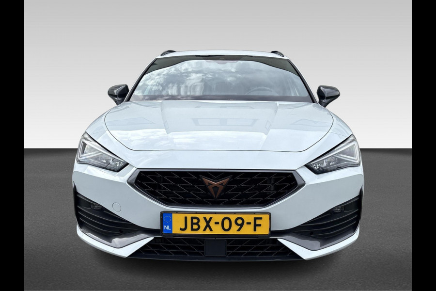 CUPRA Leon Sportstourer 1.4 e-Hybrid VZ Adrenaline CUPRA Leon Sportstourer 1.4 e-Hybrid VZ Adrenaline