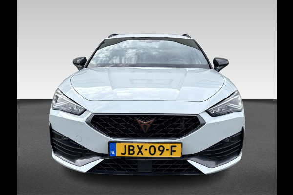 CUPRA Leon Sportstourer 1.4 e-Hybrid VZ Adrenaline CUPRA Leon Sportstourer 1.4 e-Hybrid VZ Adrenaline