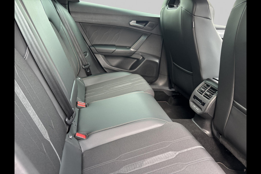 CUPRA Leon Sportstourer 1.4 e-Hybrid VZ Adrenaline CUPRA Leon Sportstourer 1.4 e-Hybrid VZ Adrenaline