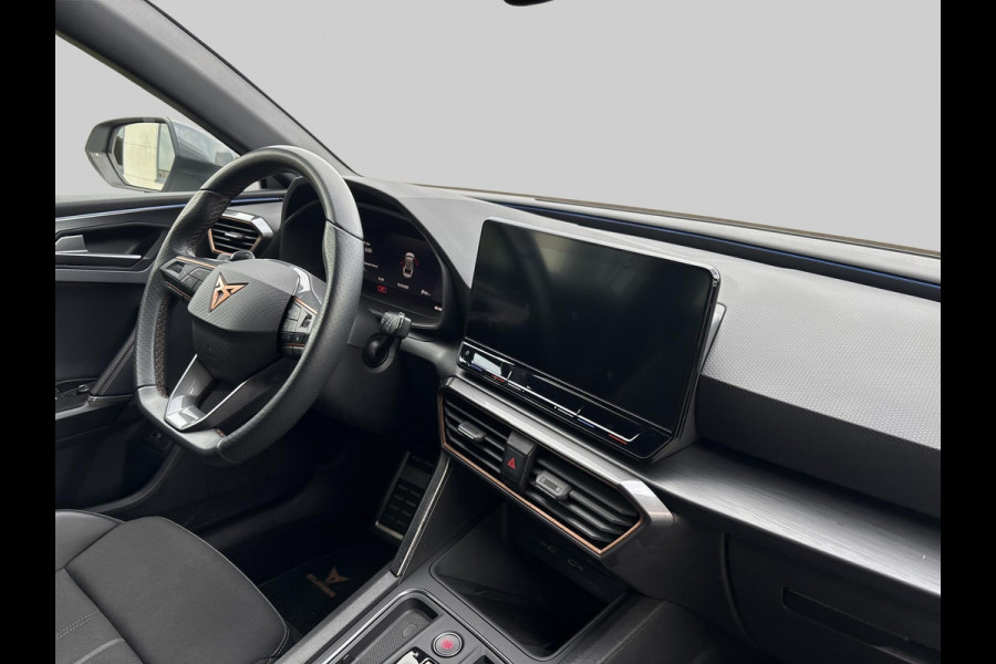 CUPRA Leon Sportstourer 1.4 e-Hybrid VZ Adrenaline CUPRA Leon Sportstourer 1.4 e-Hybrid VZ Adrenaline