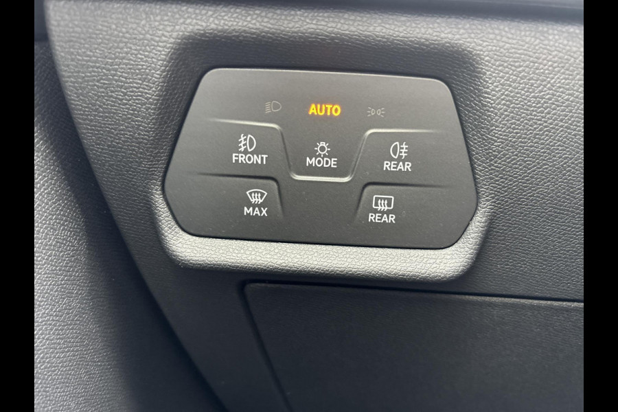 CUPRA Leon Sportstourer 1.4 e-Hybrid VZ Adrenaline CUPRA Leon Sportstourer 1.4 e-Hybrid VZ Adrenaline