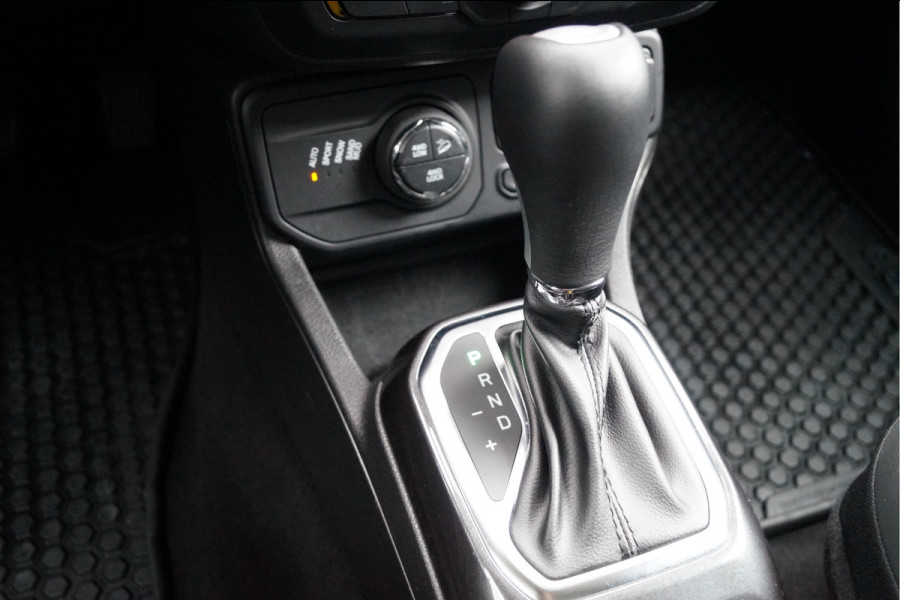 Jeep Renegade 4xe 240 Plug-in Hybrid Electric S │19'' velgen│Clima│Cruise│Camera│CarPlay