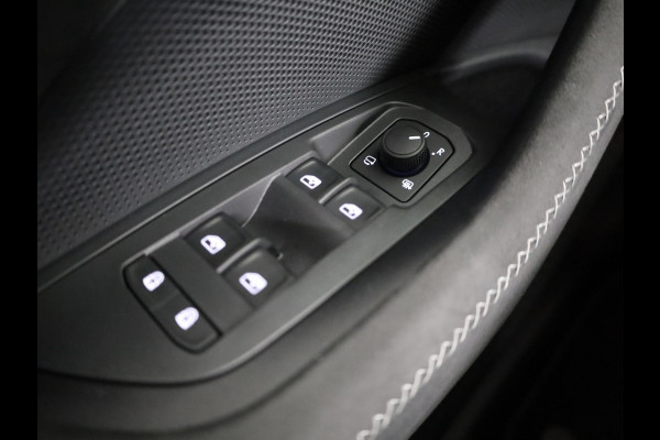 Škoda Kodiaq Sportline Business m-HEV 1.5 TSI 150 pk 7 versn. | 7 persoons | Trekhaak wegklapbaar | Panoramadak | Winter pakket