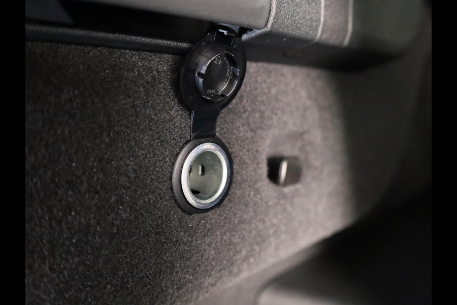 Škoda Kodiaq Sportline Business m-HEV 1.5 TSI 150 pk 7 versn. | 7 persoons | Trekhaak wegklapbaar | Panoramadak | Winter pakket