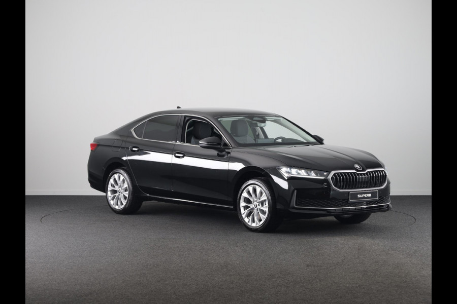 Škoda Superb Business Edition PHEV 1.5 TSI 204 pk 6 versn. DSG | Trekhaak wegklapbaar | Chrome pakket | 18 inch lichtmetalen velgen