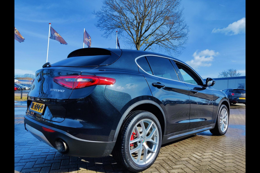 Alfa Romeo Stelvio 2.0 T AWD First Edition Tuned by Squadra