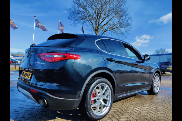 Alfa Romeo Stelvio 2.0 T AWD First Edition Tuned by Squadra