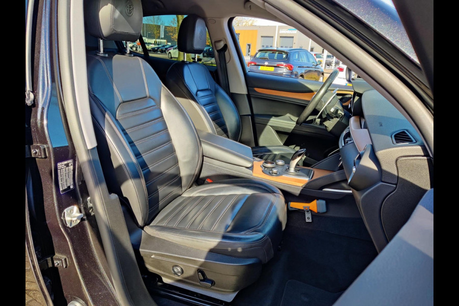 Alfa Romeo Stelvio 2.0 T AWD First Edition Tuned by Squadra