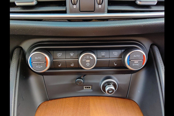Alfa Romeo Stelvio 2.0 T AWD First Edition Tuned by Squadra