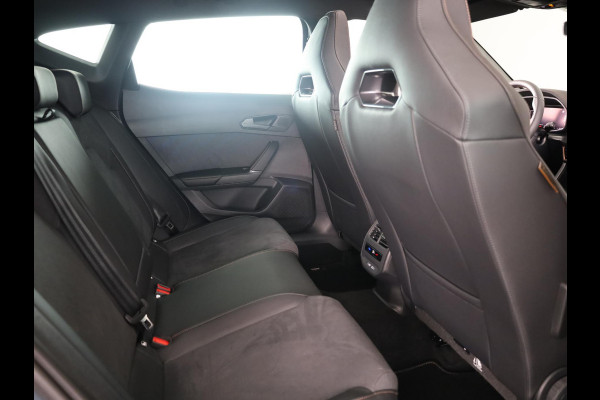 CUPRA Formentor 1.5 TSI e-Hybrid VZ Performance 272pk| Panoramadak | Matrix verlichting | 19 inch lichtmetalen velgen