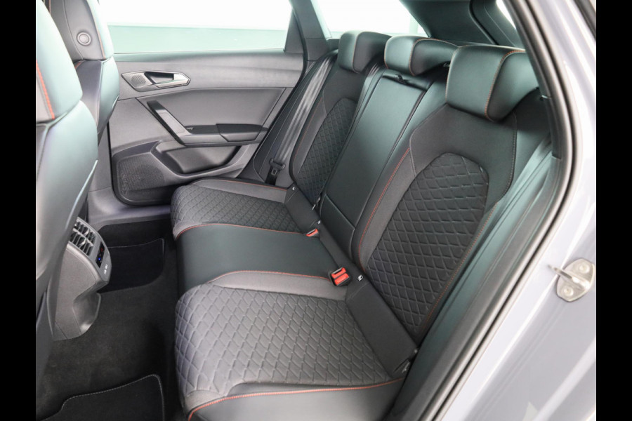 Seat Leon Sportstourer 1.5 TSI 204pk e-Hybrid FR Business | Black pakket | Led plus