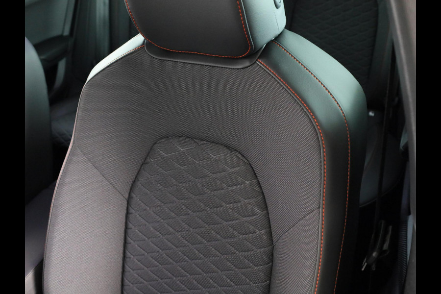 Seat Leon Sportstourer 1.5 TSI 204pk e-Hybrid FR Business | Black pakket | Led plus