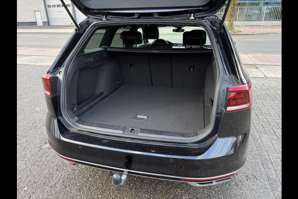Volkswagen Passat Variant 2.0 TSI Elegance Business R-Line DSG
