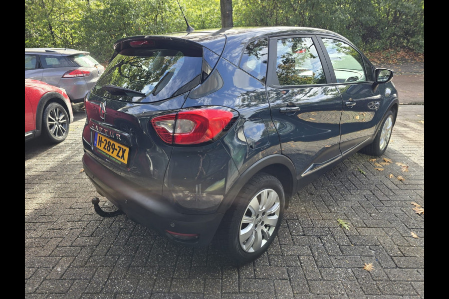 Renault Captur 0.9 TCe Expression | 2E EIGENAAR | 12 MND GARANTIE | AIRCO | CRUISE | Renault Captur 0.9 TCe Expression | 2E EIGENAAR | 12 MND GARANTIE | AIRCO | CRUISE |