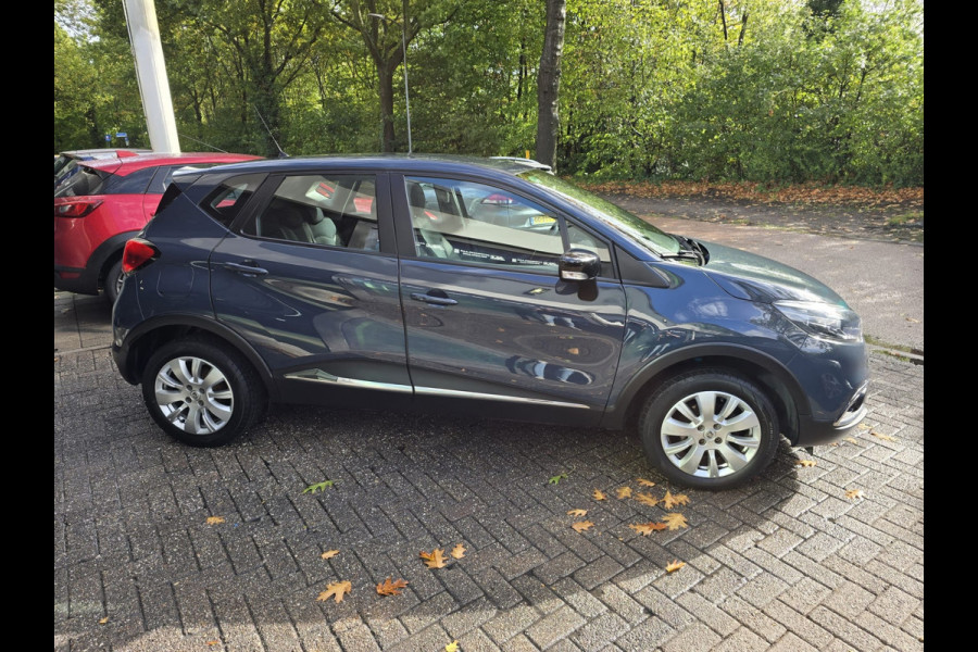 Renault Captur 0.9 TCe Expression | 2E EIGENAAR | 12 MND GARANTIE | AIRCO | CRUISE | Renault Captur 0.9 TCe Expression | 2E EIGENAAR | 12 MND GARANTIE | AIRCO | CRUISE |