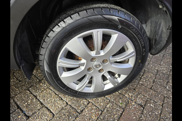 Renault Captur 0.9 TCe Expression | 2E EIGENAAR | 12 MND GARANTIE | AIRCO | CRUISE | Renault Captur 0.9 TCe Expression | 2E EIGENAAR | 12 MND GARANTIE | AIRCO | CRUISE |