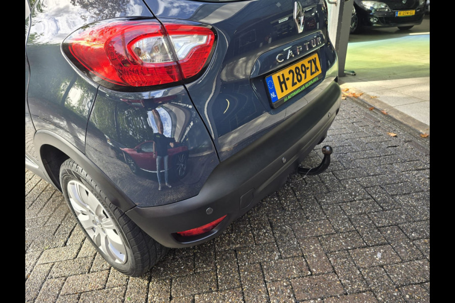 Renault Captur 0.9 TCe Expression | 2E EIGENAAR | 12 MND GARANTIE | AIRCO | CRUISE | Renault Captur 0.9 TCe Expression | 2E EIGENAAR | 12 MND GARANTIE | AIRCO | CRUISE |
