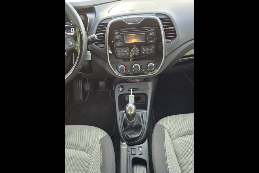 Renault Captur 0.9 TCe Expression | 2E EIGENAAR | 12 MND GARANTIE | AIRCO | CRUISE | Renault Captur 0.9 TCe Expression | 2E EIGENAAR | 12 MND GARANTIE | AIRCO | CRUISE |