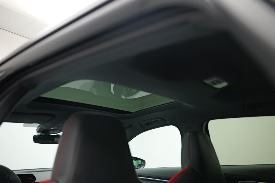 Audi RS3 Sportback 2.5 TFSI quattro |Keramisch|Pano|360|Carbon|HUD|B&O|Memory| Audi RS3 Sportback 2.5 TFSI quattro |Keramisch|Pano|360|Carbon|HUD|B&O|Memory|