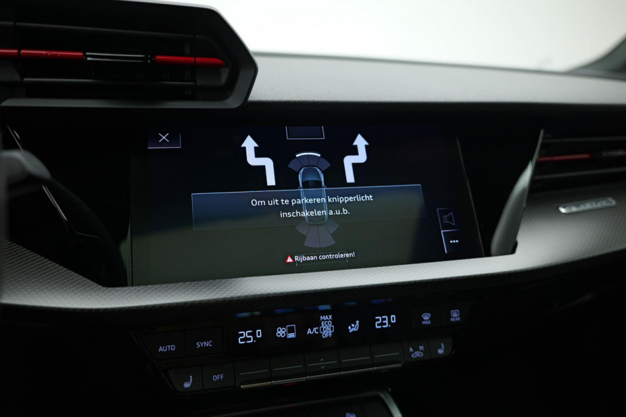 Audi RS3 Sportback 2.5 TFSI quattro |Keramisch|Pano|360|Carbon|HUD|B&O|Memory| Audi RS3 Sportback 2.5 TFSI quattro |Keramisch|Pano|360|Carbon|HUD|B&O|Memory|