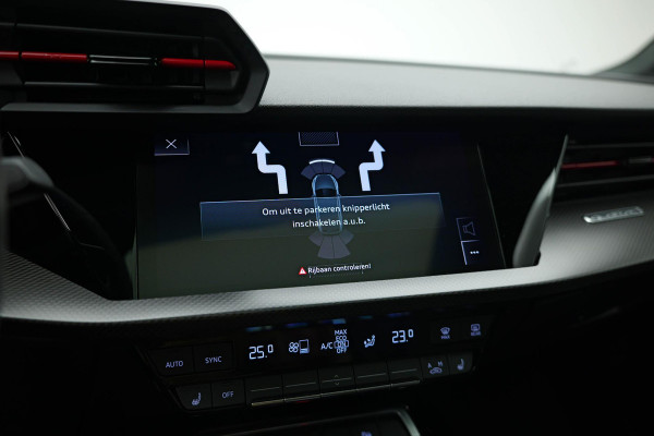 Audi RS3 Sportback 2.5 TFSI quattro |Keramisch|Pano|360|Carbon|HUD|B&O|Memory| Audi RS3 Sportback 2.5 TFSI quattro |Keramisch|Pano|360|Carbon|HUD|B&O|Memory|