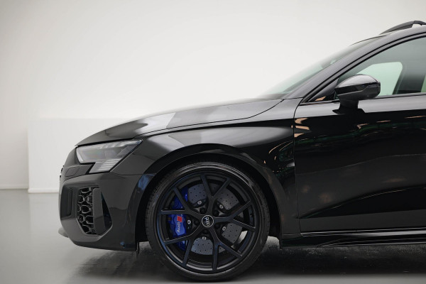 Audi RS3 Sportback 2.5 TFSI quattro |Keramisch|Pano|360|Carbon|HUD|B&O|Memory| Audi RS3 Sportback 2.5 TFSI quattro |Keramisch|Pano|360|Carbon|HUD|B&O|Memory|