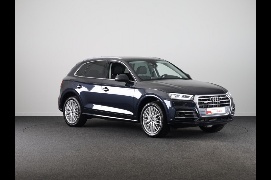 Audi Q5 50 TFSI e Advanced edition 299pk Plug in Hybrid S-tronic | Navigatie | Parkeersensoren | Adaptieve cruise control | Audi Q5 50 TFSI e Advanced edition 299pk Plug in Hybrid S-tronic | Navigatie | Parkeersensoren | Adaptieve cruise control |
