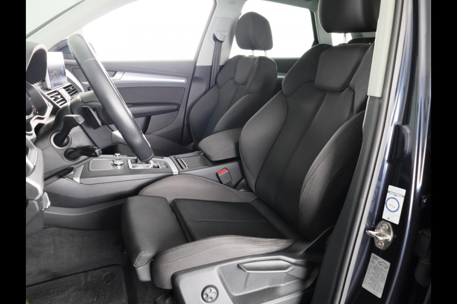 Audi Q5 50 TFSI e Advanced edition 299pk Plug in Hybrid S-tronic | Navigatie | Parkeersensoren | Adaptieve cruise control | Audi Q5 50 TFSI e Advanced edition 299pk Plug in Hybrid S-tronic | Navigatie | Parkeersensoren | Adaptieve cruise control |