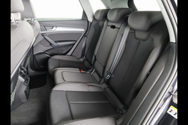 Audi Q5 50 TFSI e Advanced edition 299pk Plug in Hybrid S-tronic | Navigatie | Parkeersensoren | Adaptieve cruise control | Audi Q5 50 TFSI e Advanced edition 299pk Plug in Hybrid S-tronic | Navigatie | Parkeersensoren | Adaptieve cruise control |