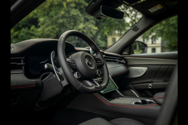 Maserati Grecale 3.0 V6 Trofeo 530pk | Pano-dak | Sonus Faber | Stoelventilatie | Luchtvering Maserati Grecale 3.0 V6 Trofeo 530pk | Pano-dak | Sonus Faber | Stoelventilatie | Luchtvering