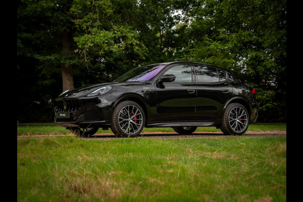 Maserati Grecale 3.0 V6 Trofeo 530pk | Pano-dak | Sonus Faber | Stoelventilatie | Luchtvering Maserati Grecale 3.0 V6 Trofeo 530pk | Pano-dak | Sonus Faber | Stoelventilatie | Luchtvering