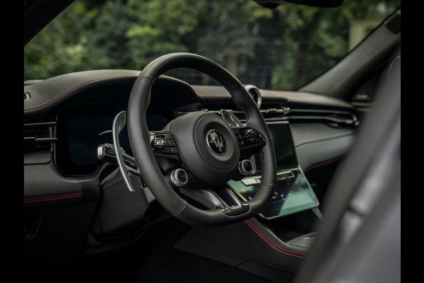 Maserati Grecale 3.0 V6 Trofeo 530pk | Pano-dak | Sonus Faber | Stoelventilatie | Luchtvering Maserati Grecale 3.0 V6 Trofeo 530pk | Pano-dak | Sonus Faber | Stoelventilatie | Luchtvering