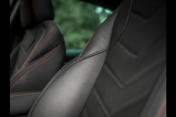 Maserati Grecale 3.0 V6 Trofeo 530pk | Pano-dak | Sonus Faber | Stoelventilatie | Luchtvering Maserati Grecale 3.0 V6 Trofeo 530pk | Pano-dak | Sonus Faber | Stoelventilatie | Luchtvering
