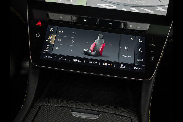 Maserati Grecale 3.0 V6 Trofeo 530pk | Full option! | Carbon ext. + int. | Sonus Faber | Pano-dak | Stoelkoeling | Adapt. cruise Maserati Grecale 3.0 V6 Trofeo 530pk | Full option! | Carbon ext. + int. | Sonus Faber | Pano-dak | Stoelkoeling | Adapt. cruise