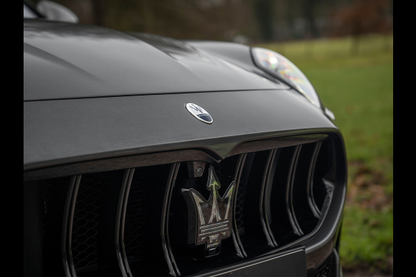 Maserati Grecale 3.0 V6 Trofeo 530pk | Full option! | Carbon ext. + int. | Sonus Faber | Pano-dak | Stoelkoeling | Adapt. cruise Maserati Grecale 3.0 V6 Trofeo 530pk | Full option! | Carbon ext. + int. | Sonus Faber | Pano-dak | Stoelkoeling | Adapt. cruise