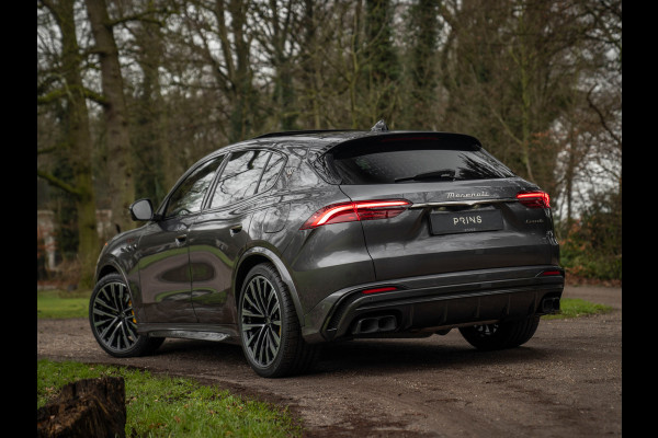 Maserati Grecale 3.0 V6 Trofeo 530pk | Full option! | Carbon ext. + int. | Sonus Faber | Pano-dak | Stoelkoeling | Adapt. cruise Maserati Grecale 3.0 V6 Trofeo 530pk | Full option! | Carbon ext. + int. | Sonus Faber | Pano-dak | Stoelkoeling | Adapt. cruise