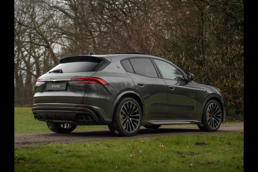 Maserati Grecale 3.0 V6 Trofeo 530pk | Full option! | Carbon ext. + int. | Sonus Faber | Pano-dak | Stoelkoeling | Adapt. cruise Maserati Grecale 3.0 V6 Trofeo 530pk | Full option! | Carbon ext. + int. | Sonus Faber | Pano-dak | Stoelkoeling | Adapt. cruise
